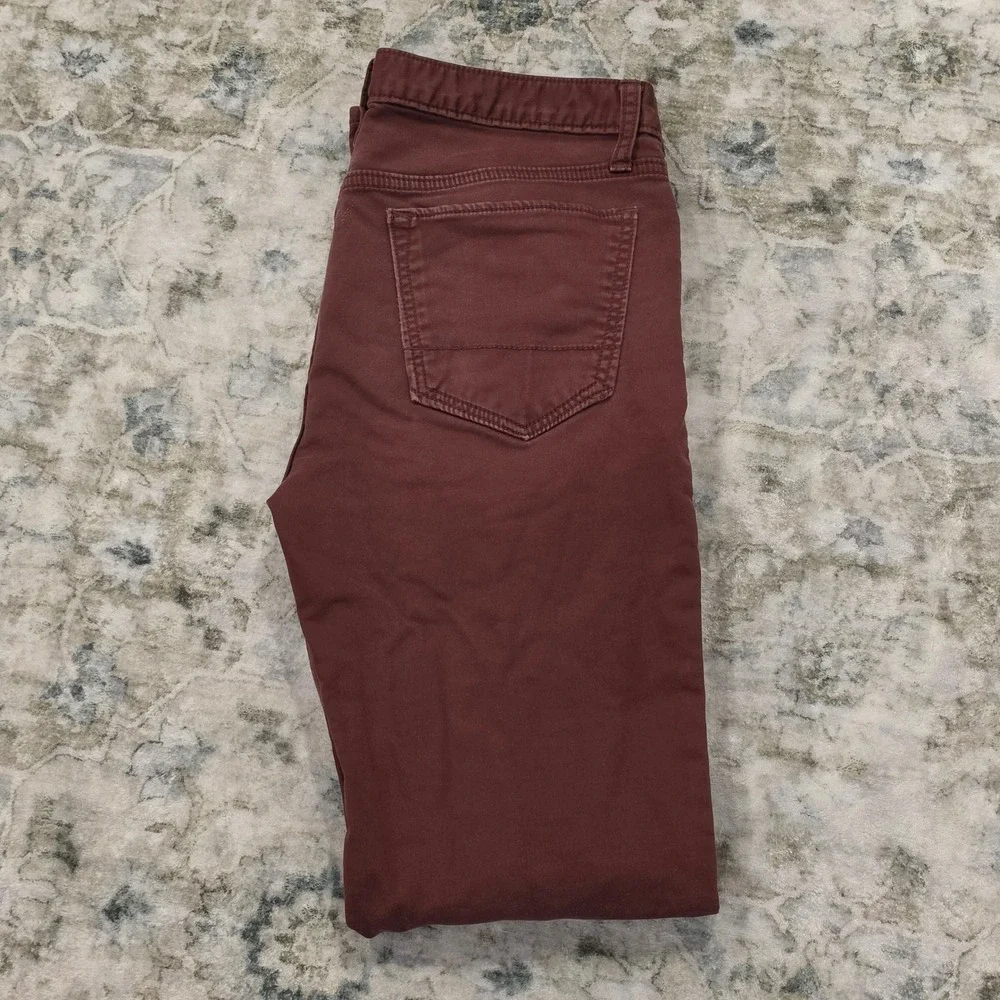 Banana Republic Travel Jean Mens 31x34 Slim Fit Burgundy Maroon Stretch Pants